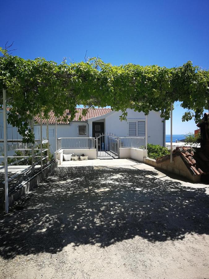 Stella Maris - Penthouse, Hvar Appartement Hvar Town Buitenkant foto