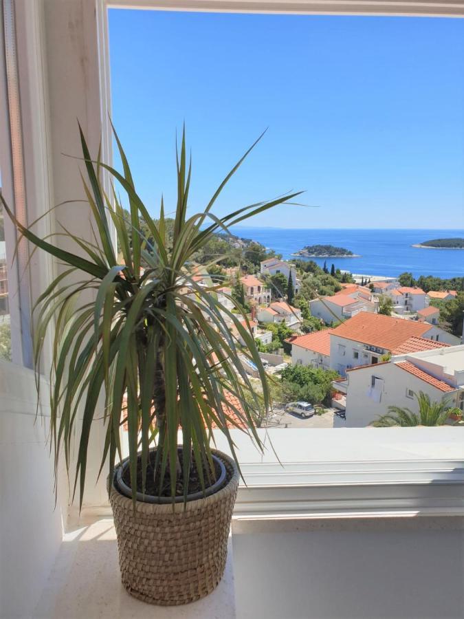 Stella Maris - Penthouse, Hvar Appartement Hvar Town Buitenkant foto